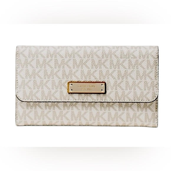 Michael Kors Jet Set Large Logo Trifold Wallet! NWT - Picture 1 of 3